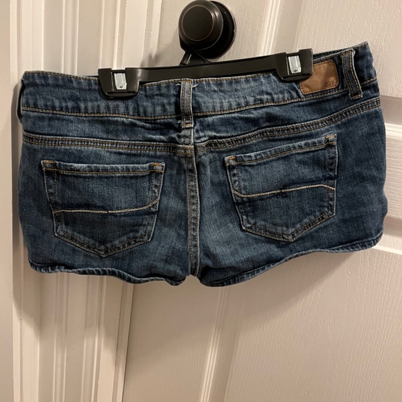 Forever 21 jean shorts - Picture 3 of 4